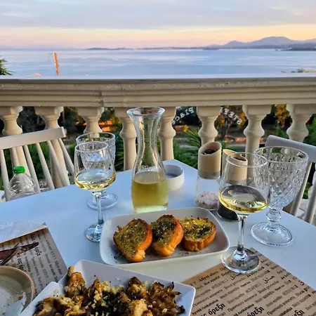 Lägenhetshotell Stefanosplace Sea View 4*