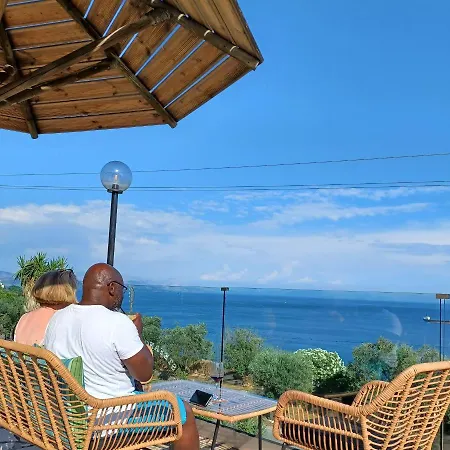 Stefanosplace Sea View Hotel apartamentowy 3*
