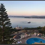Stefanosplace Sea View Апарт-отель 4*